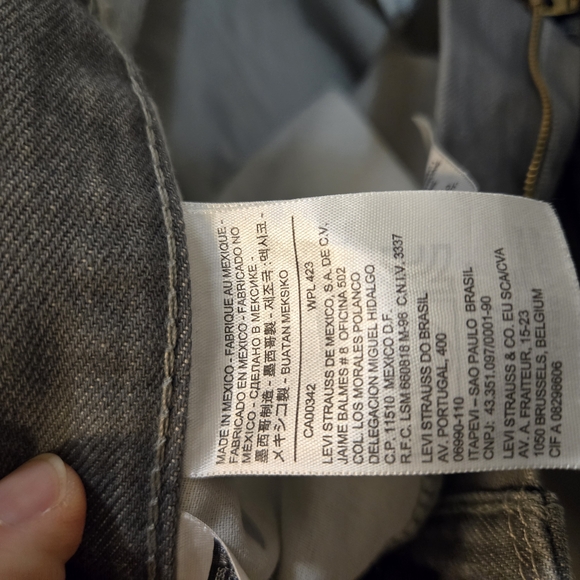 Levi's Gray Denim Shorts for Men - Picture 5 of 8